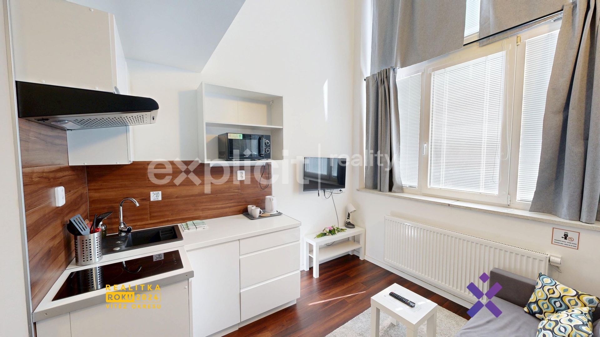 Pronajem-Loft-114-08082025_220540