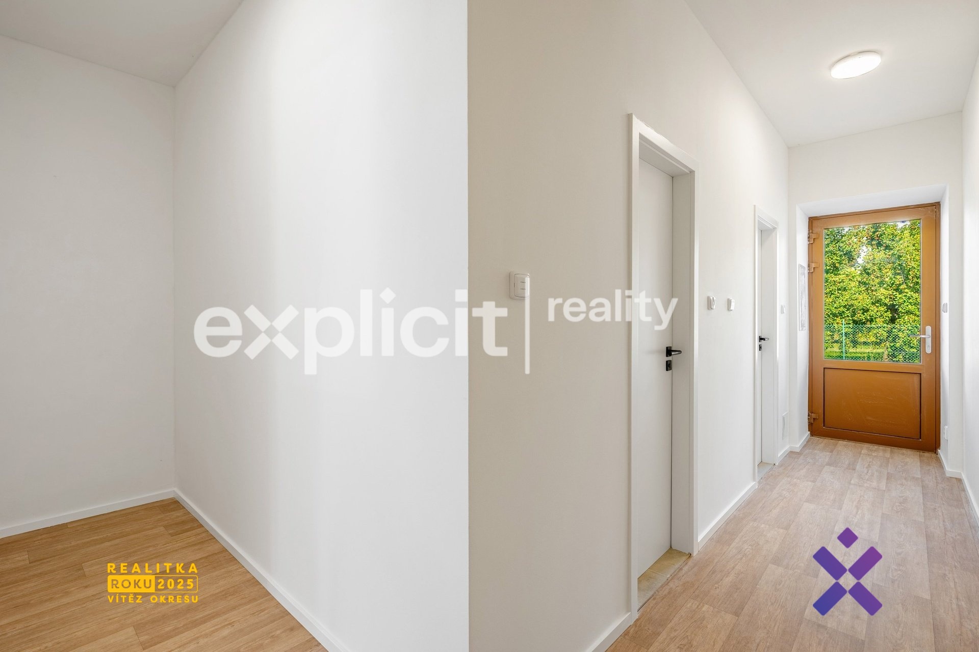 Tomáš Batík, Explicit reality, Pronájem bytu 4+kk,