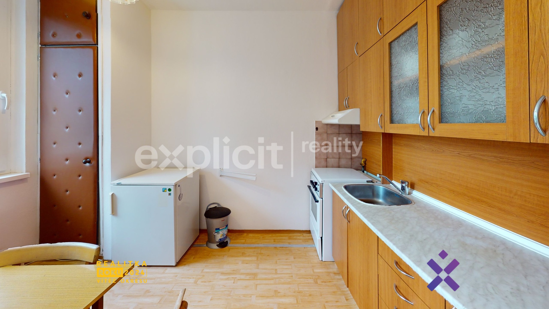 Budovatelska-4508-jizni-Svahy-Kitchen