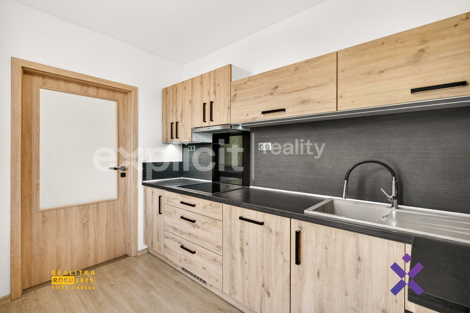 Prodej bytu 2+1 s garáží, 54 m&sup2; - Krapkova, P