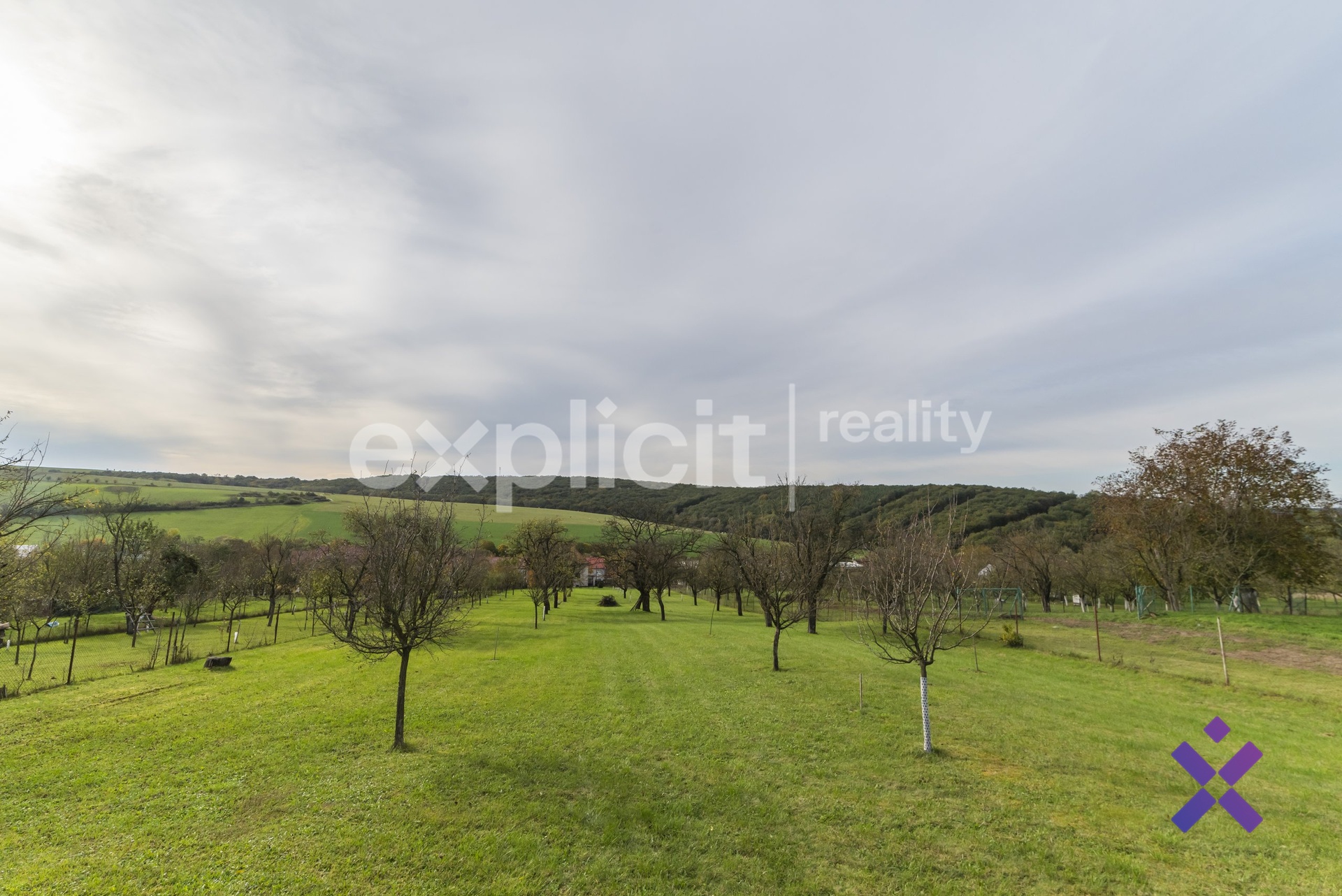 Prodej pozemku 2350 m2 - Korytna, okres Uherske Hradiste22