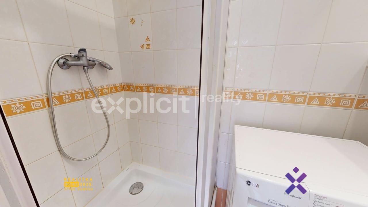 Ing. Jana Urbanová Explicit reality 3+1 Dukelská, Zlín - Bartošova čtvrť 02992