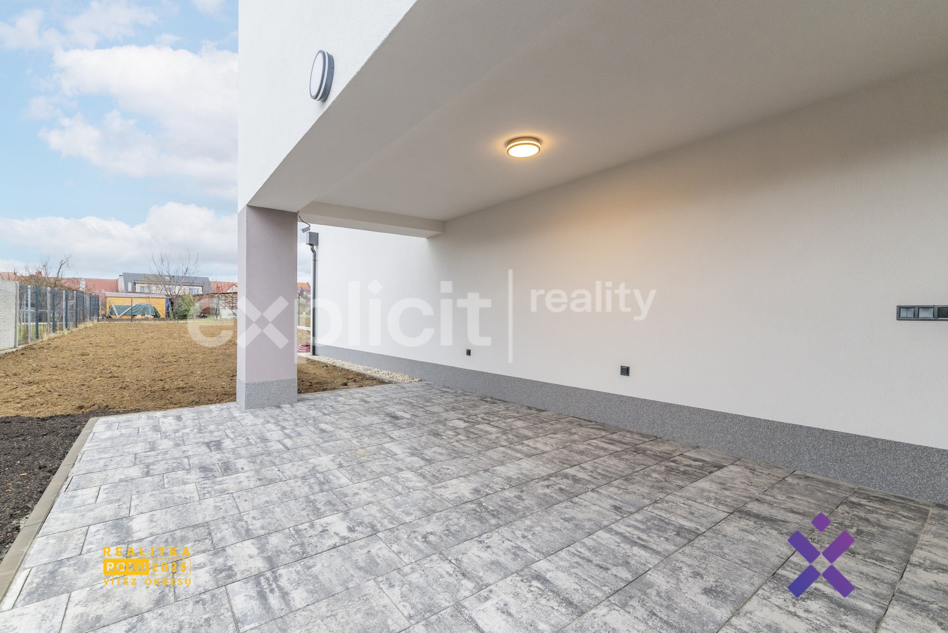 Prodej mezonetoveho bytu 3+kk 95 m&sup2; se zahradou 277 m&sup2;, Ostrozska Nova Ves13