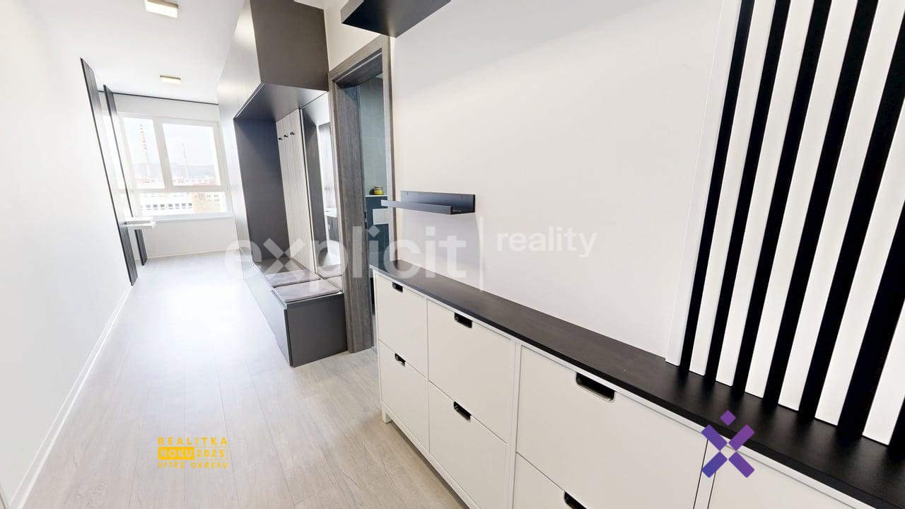 René Mrnuštík-Explicit Reality (12)