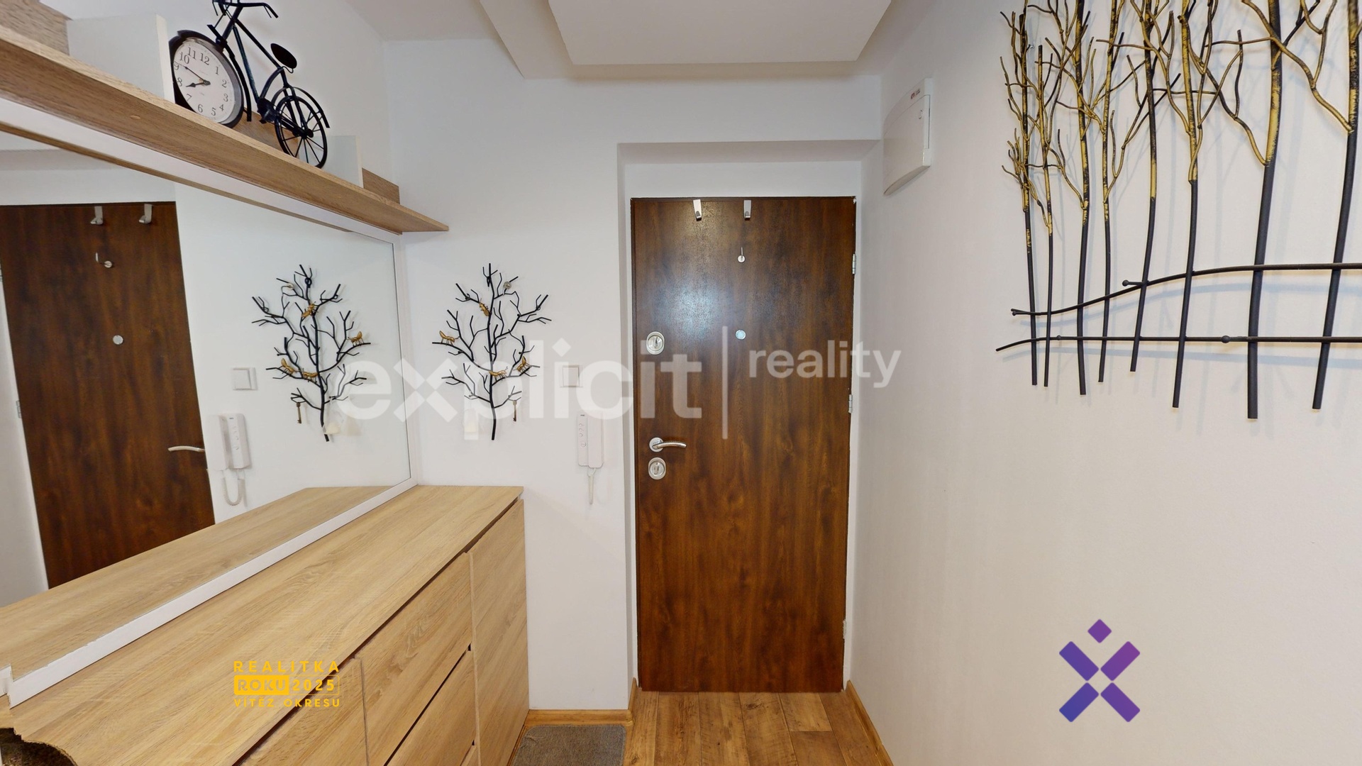 3884-Cihlarska-07182024_145558