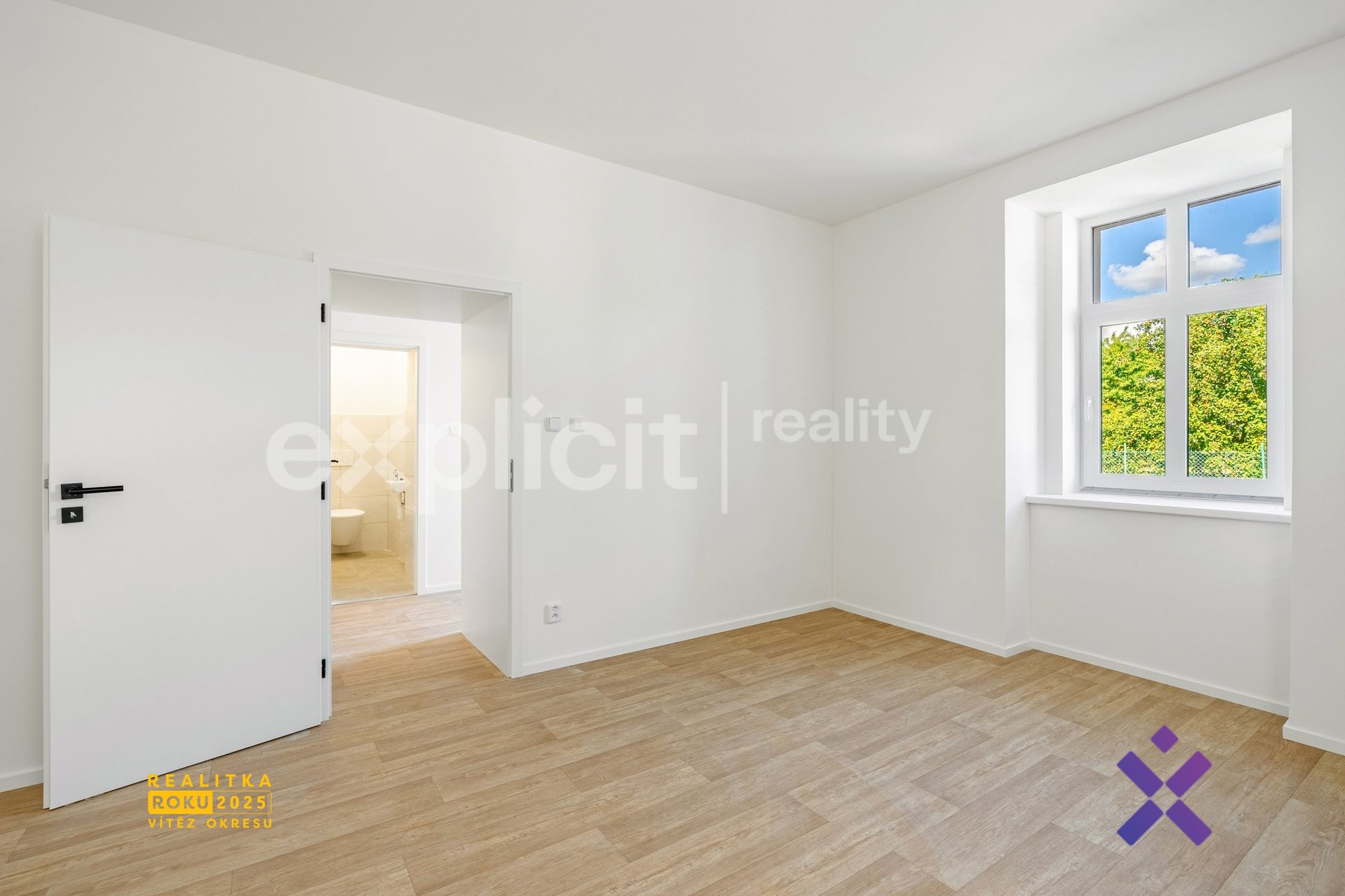 Tomáš Batík, Explicit reality, Pronájem bytu 4+kk,