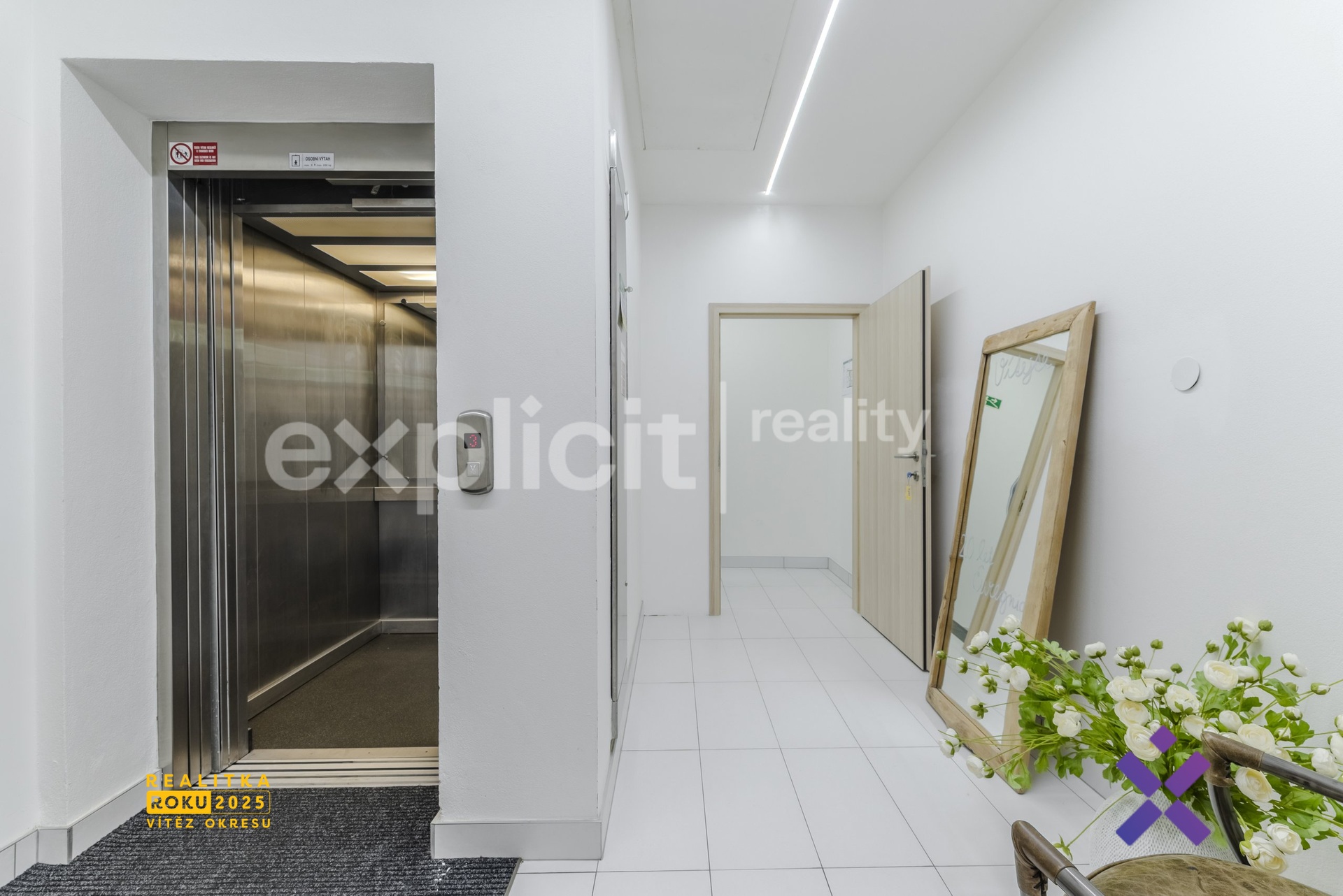 Pronajem obchodniho prostoru u namesti 4.NP 190 m26