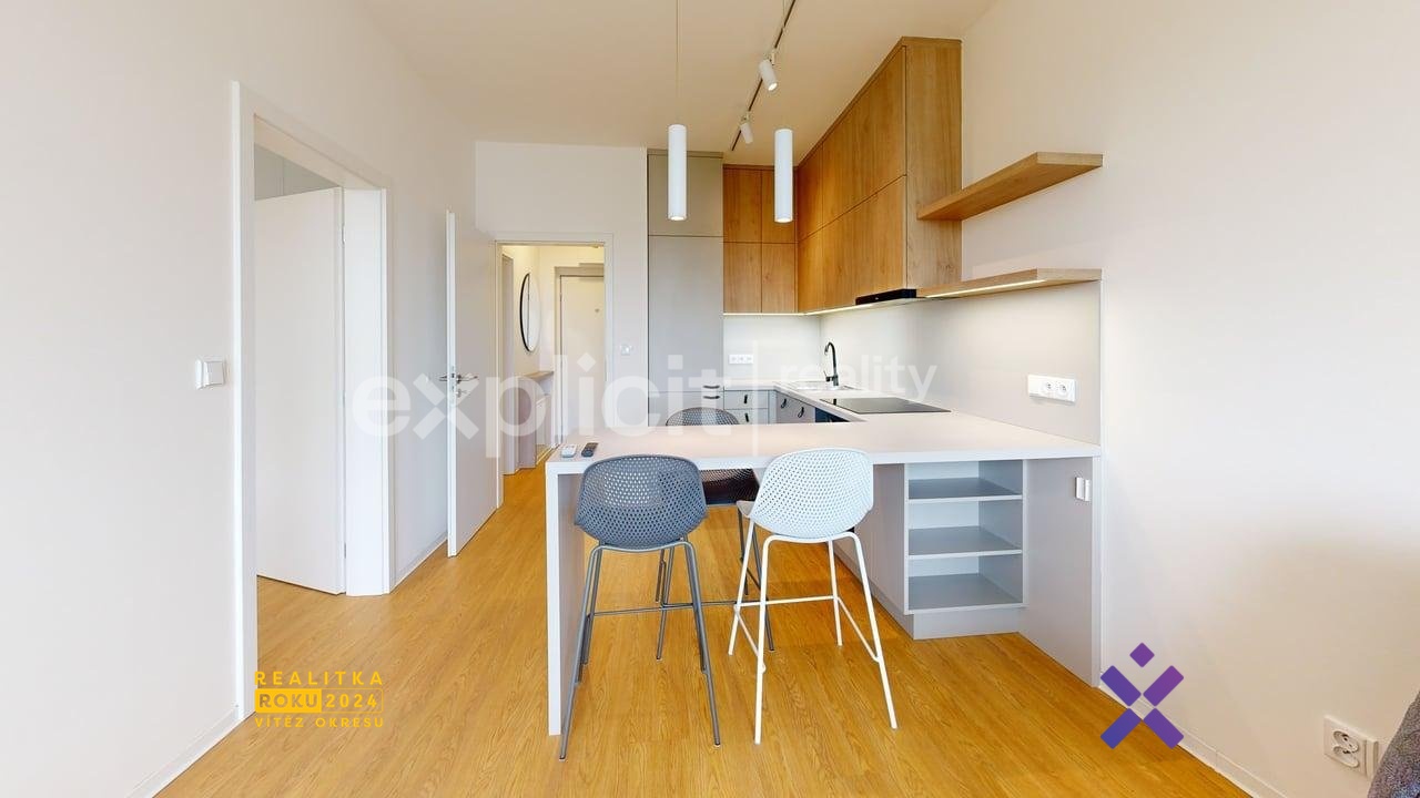 Pronajem-bytu-2kk-44-m-Rezidence-u-Drevnice-Otrokovice-Z-Kitchen