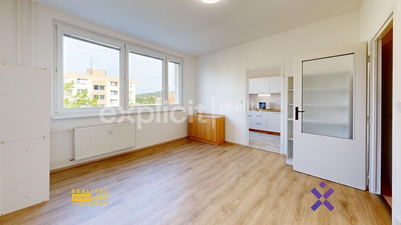 4775-Moravska-Bedroom