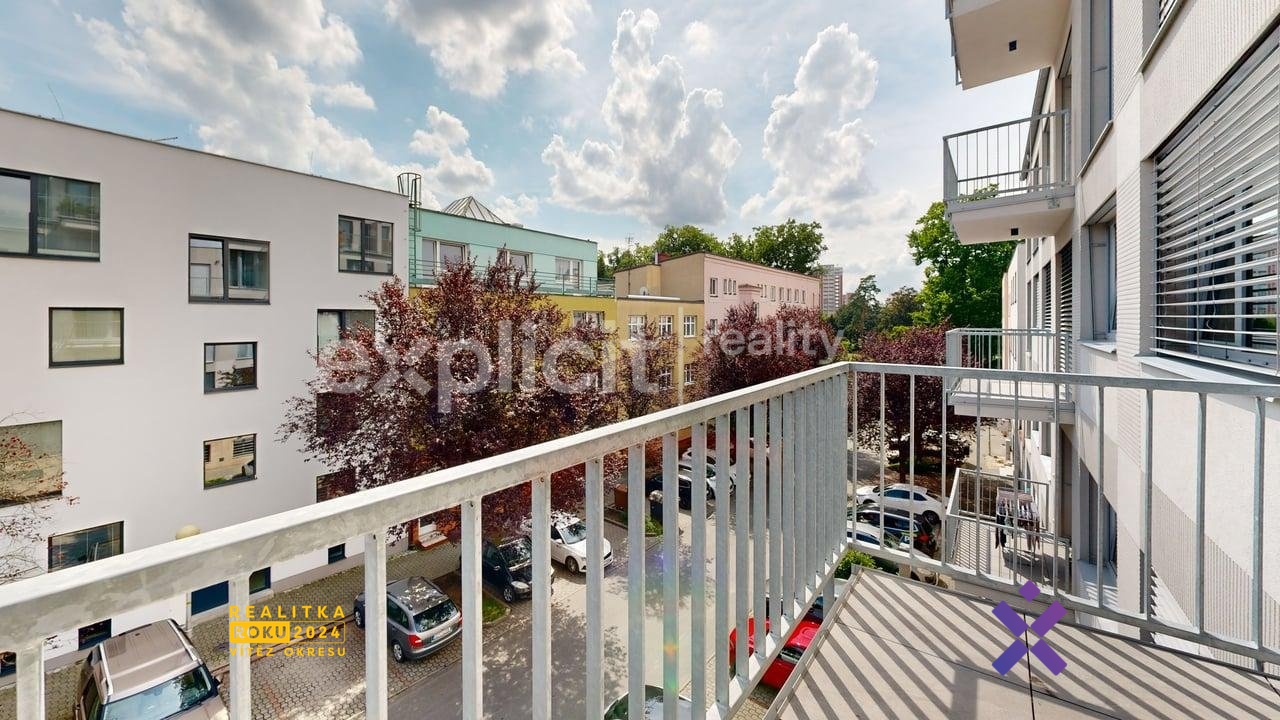 Sadova-7250-Balcony