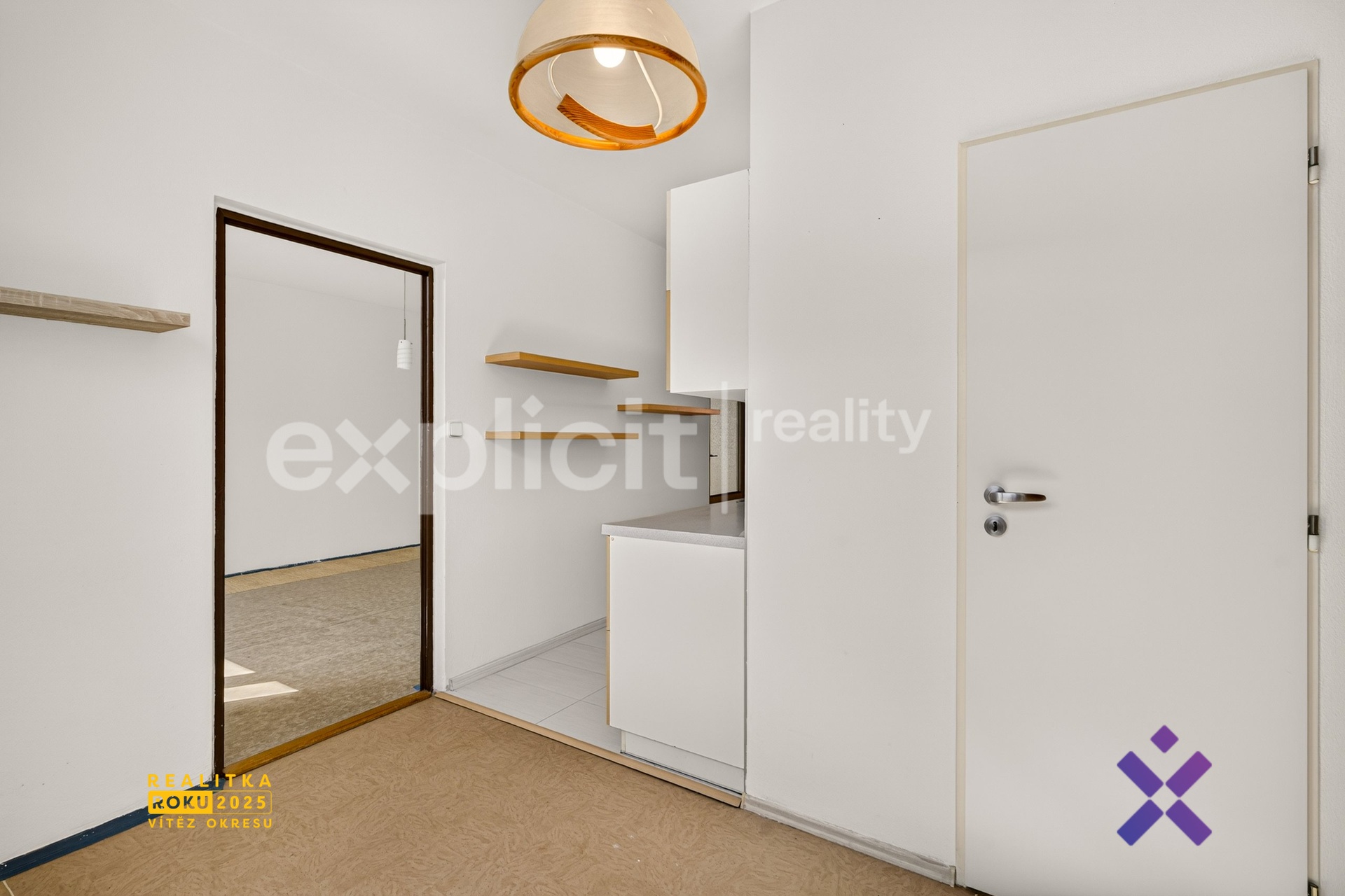 Prodej bytu 4+1 90 m&sup2; - Nádražní, Otrokovice