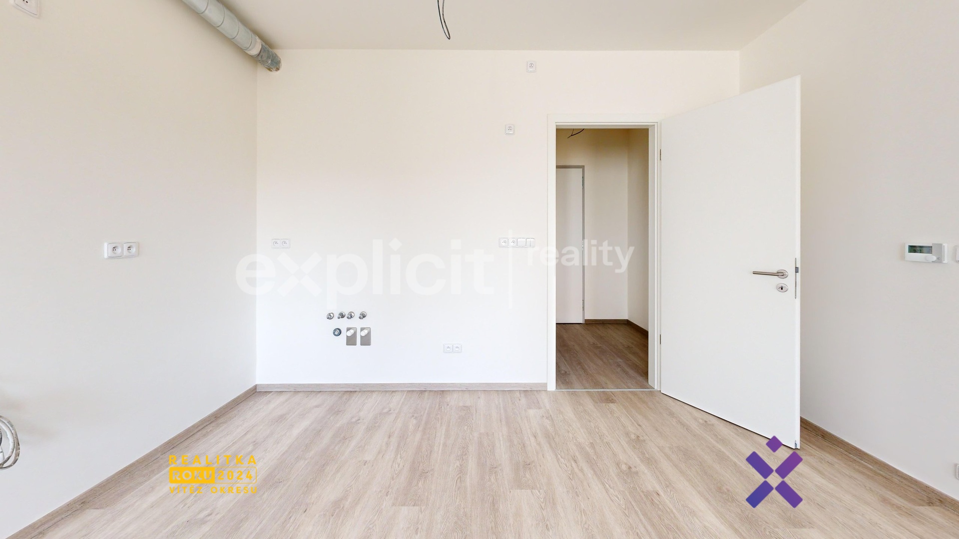 Pronajem-bytu-1kk-335-m2-ul-Nad-Stranemi-Bedroom 1