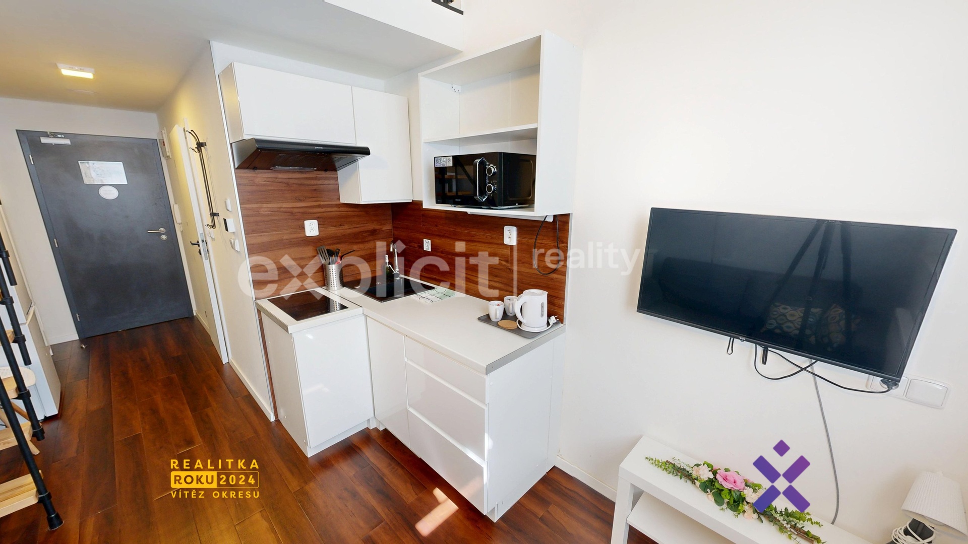 Pronajem-Loft-114-08082025_220130