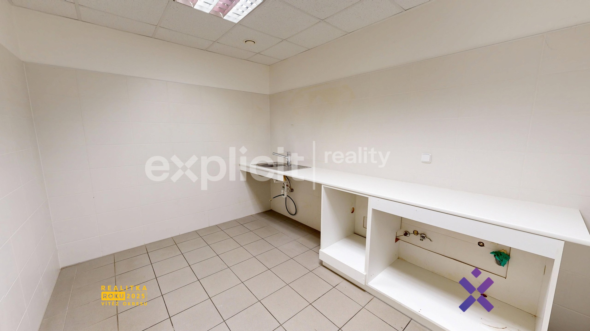 Komercni-prostor-k-pronajmu-Alfa-Market-Luhacovice