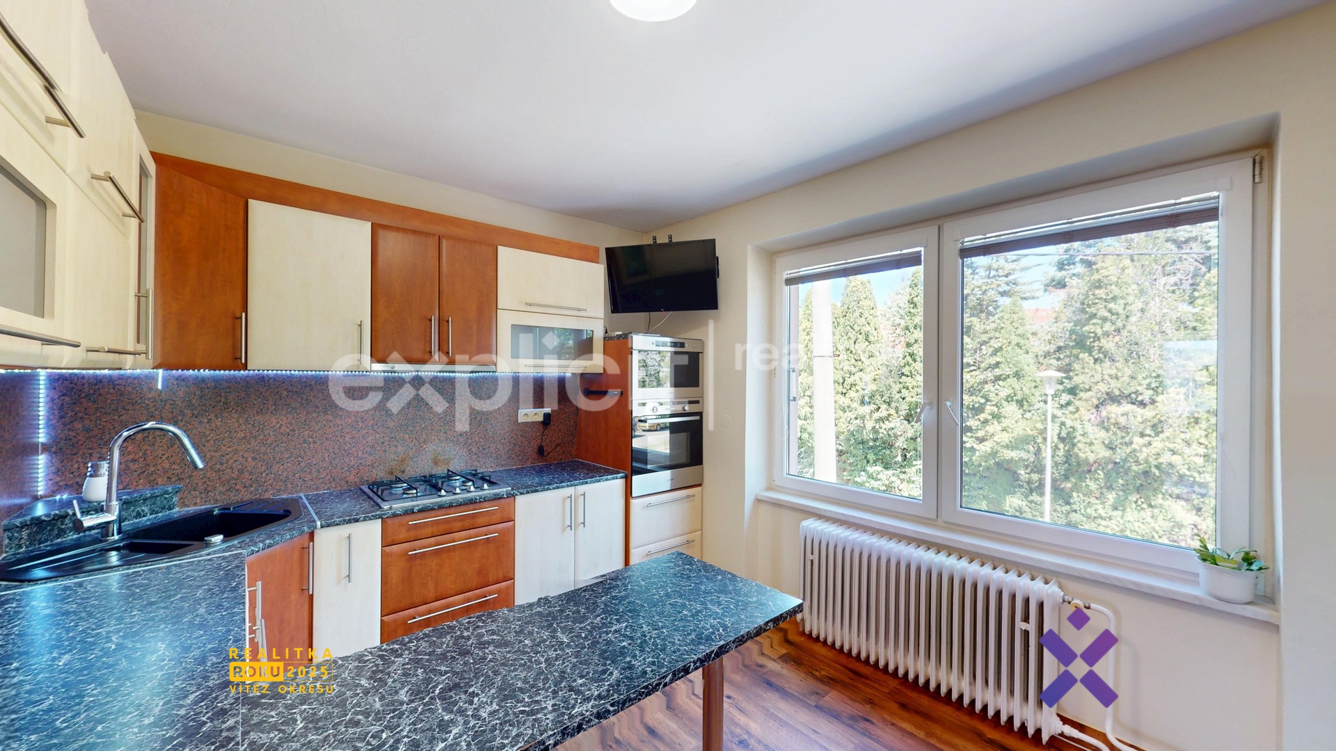 Pronájem bytu 3+1 75 m&sup2; - Bedřicha Smetany, U