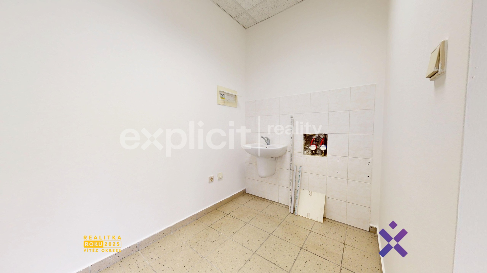 Pronájem obchodního prostoru 107,6 m&sup2; - Uherský Brod - Neradice