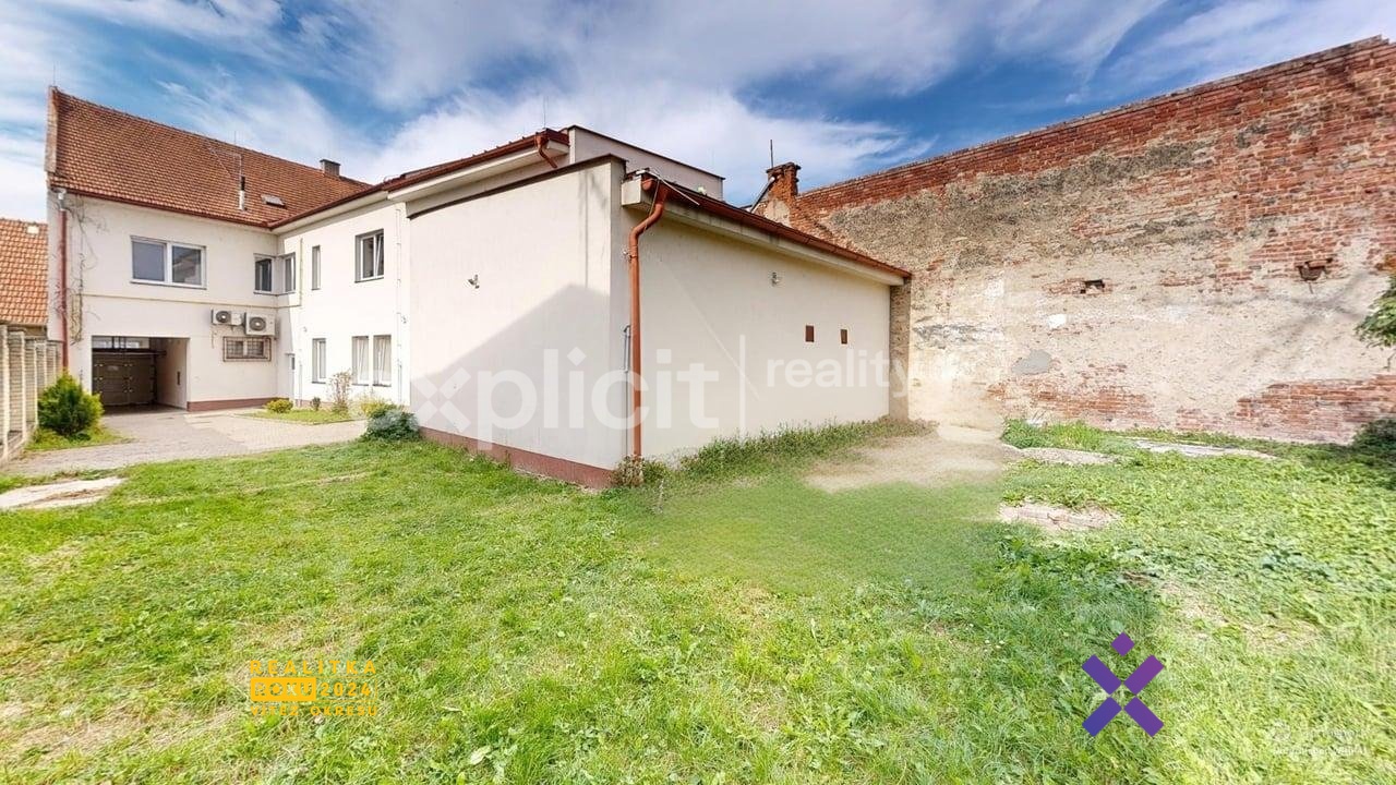 Bojkovice-Susilova-232-byt-c2-zahrada
