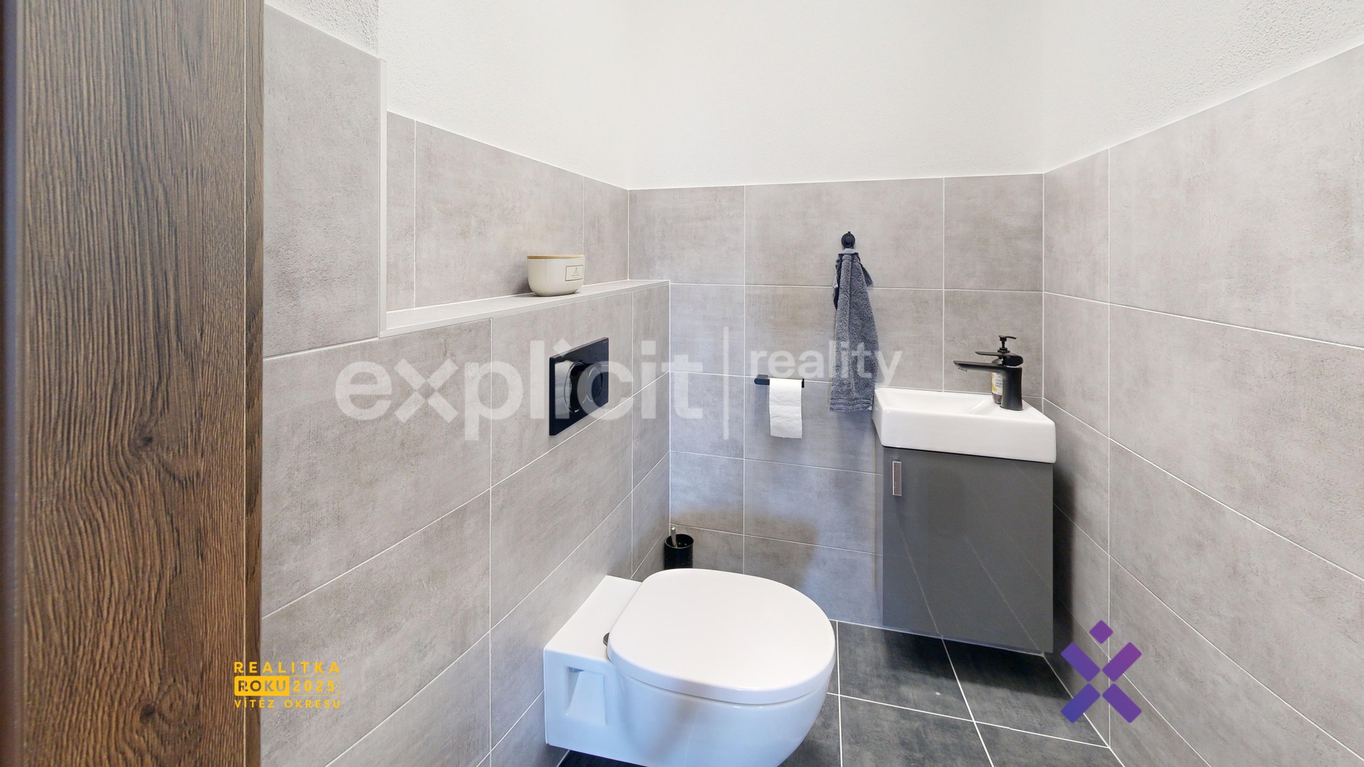 Pronajem-bytu-3kk-ul-Komenskeho-Frystak-Bathroom