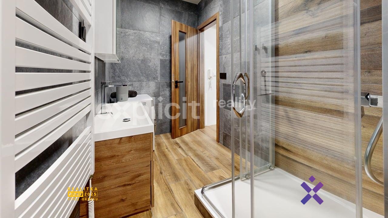 Byt-1kk-ul-Druzstevni-Zlin-Bathroom