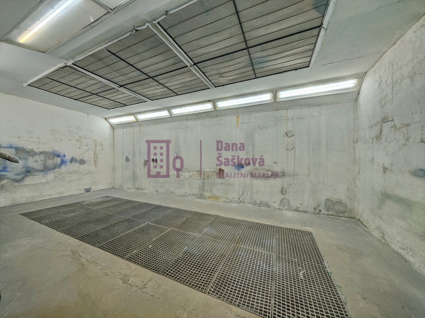 IMG_20251009_103525_28_31_34_37_Fusion-Interior.jpg