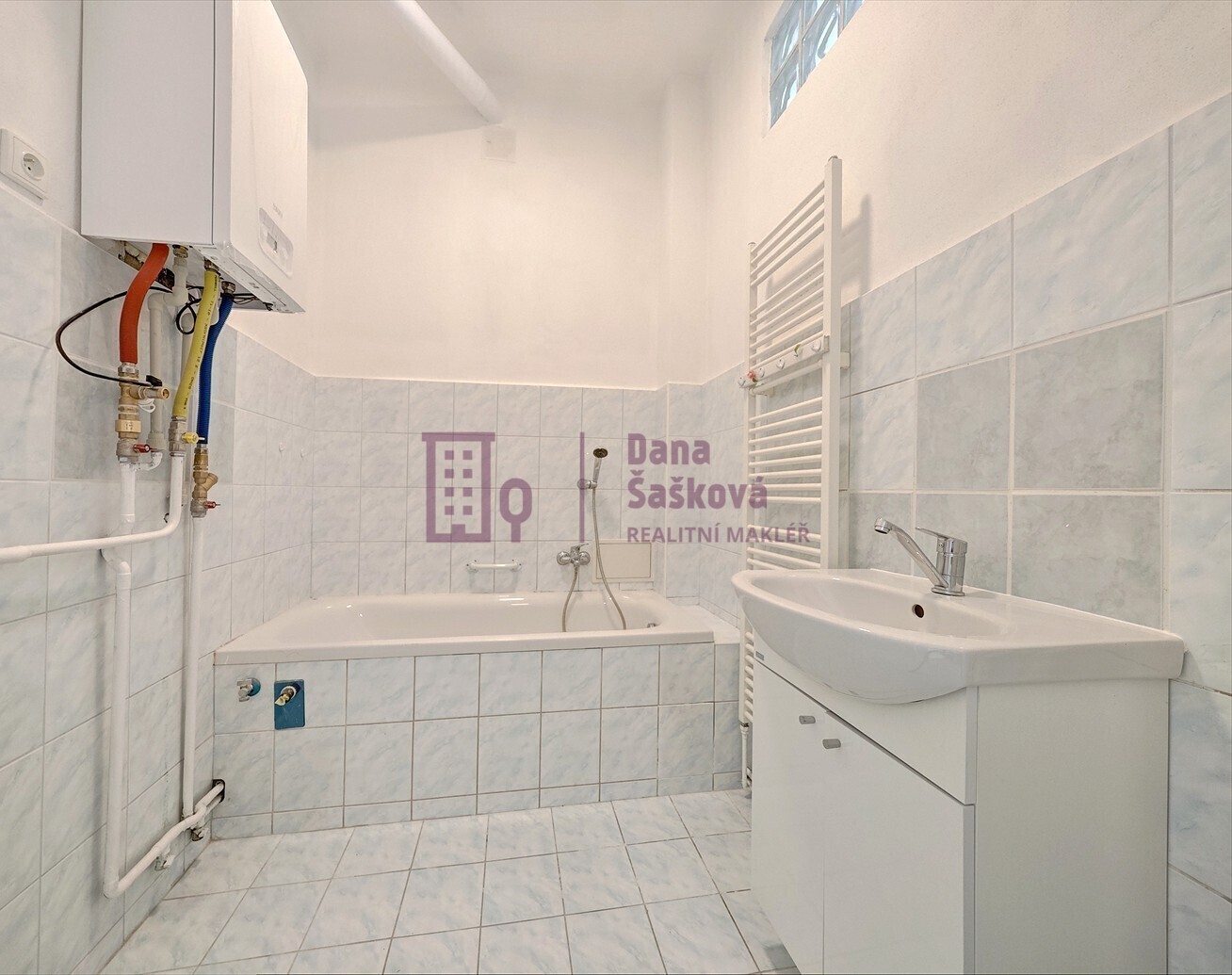 IMG_20250909_133841_3_7_9_Fusion-Interior.jpg