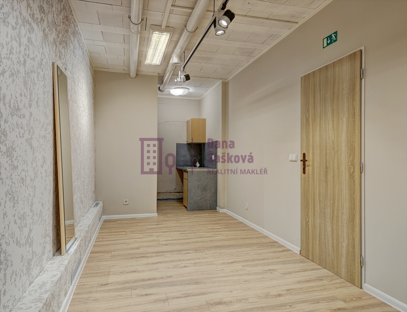 IMG_20241112_143909_11_14_15_17_Interior 2.jpg