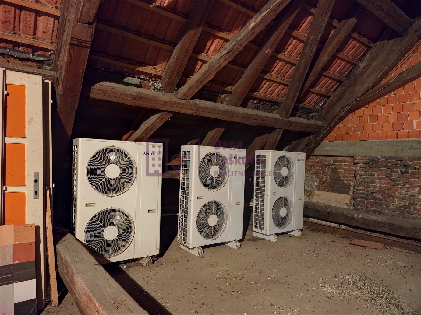 IMG_20251120_152012_17_25_31_35_Fusion-Interior.jp