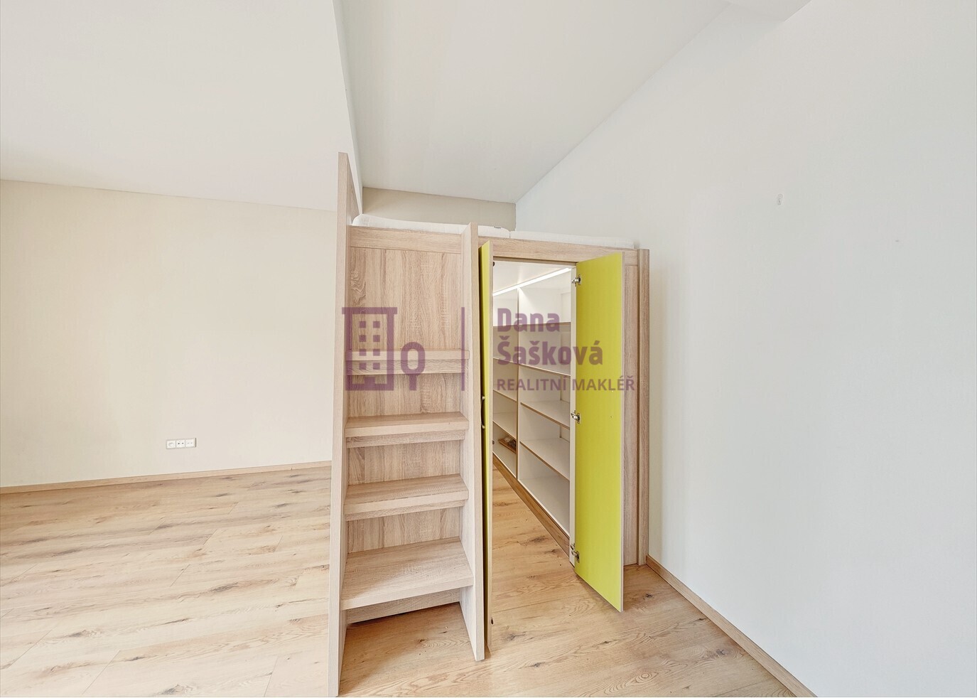 IMG_20250715_104354_6_8_9_Fusion-Interior.jpg