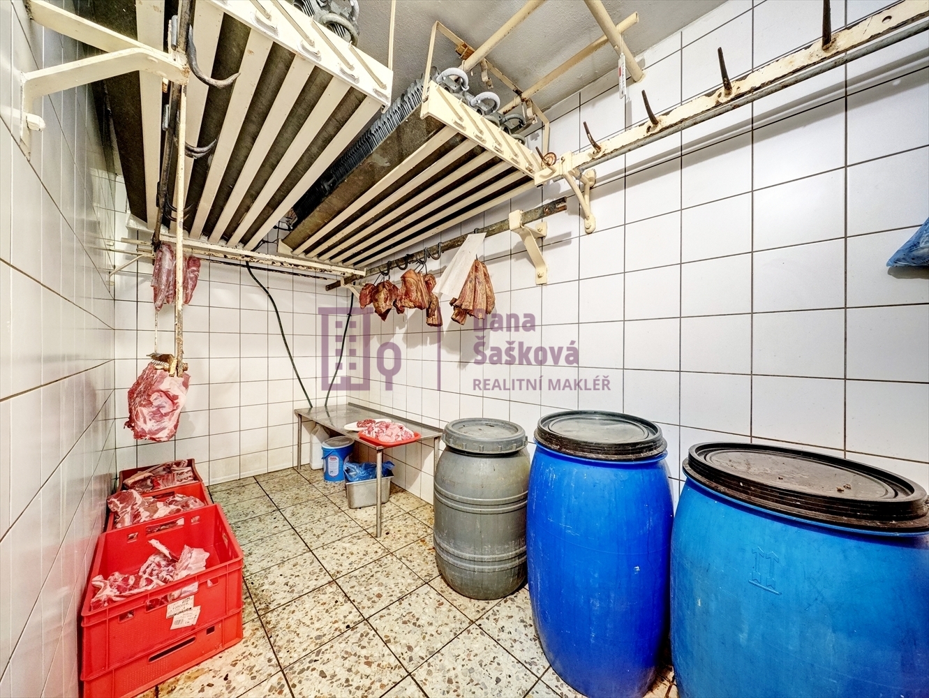 IMG_20250522_103712_5_7_9_Fusion-Interior.jpg