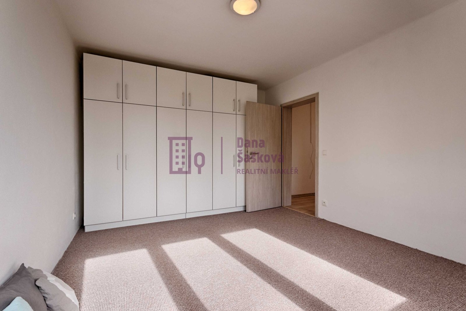 Pronájem bytu 2+1 Jindřichův Hradec 15 500 Kč za měsíc, foto 8