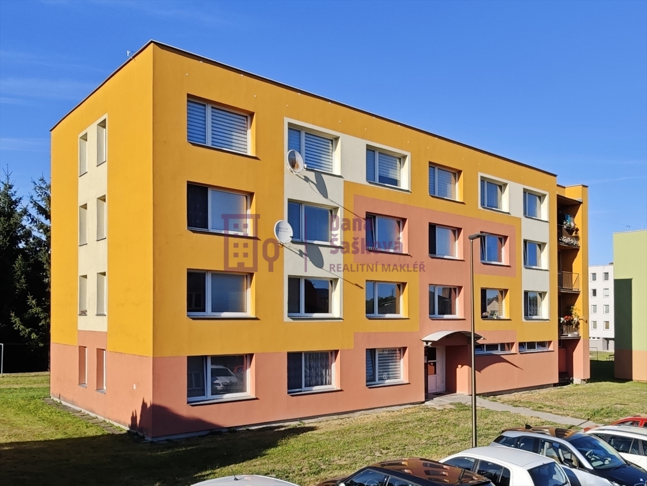 Dům - pohled 1.jpg