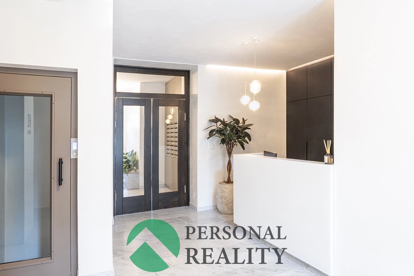 recepce-1-web_x_q100__kr0