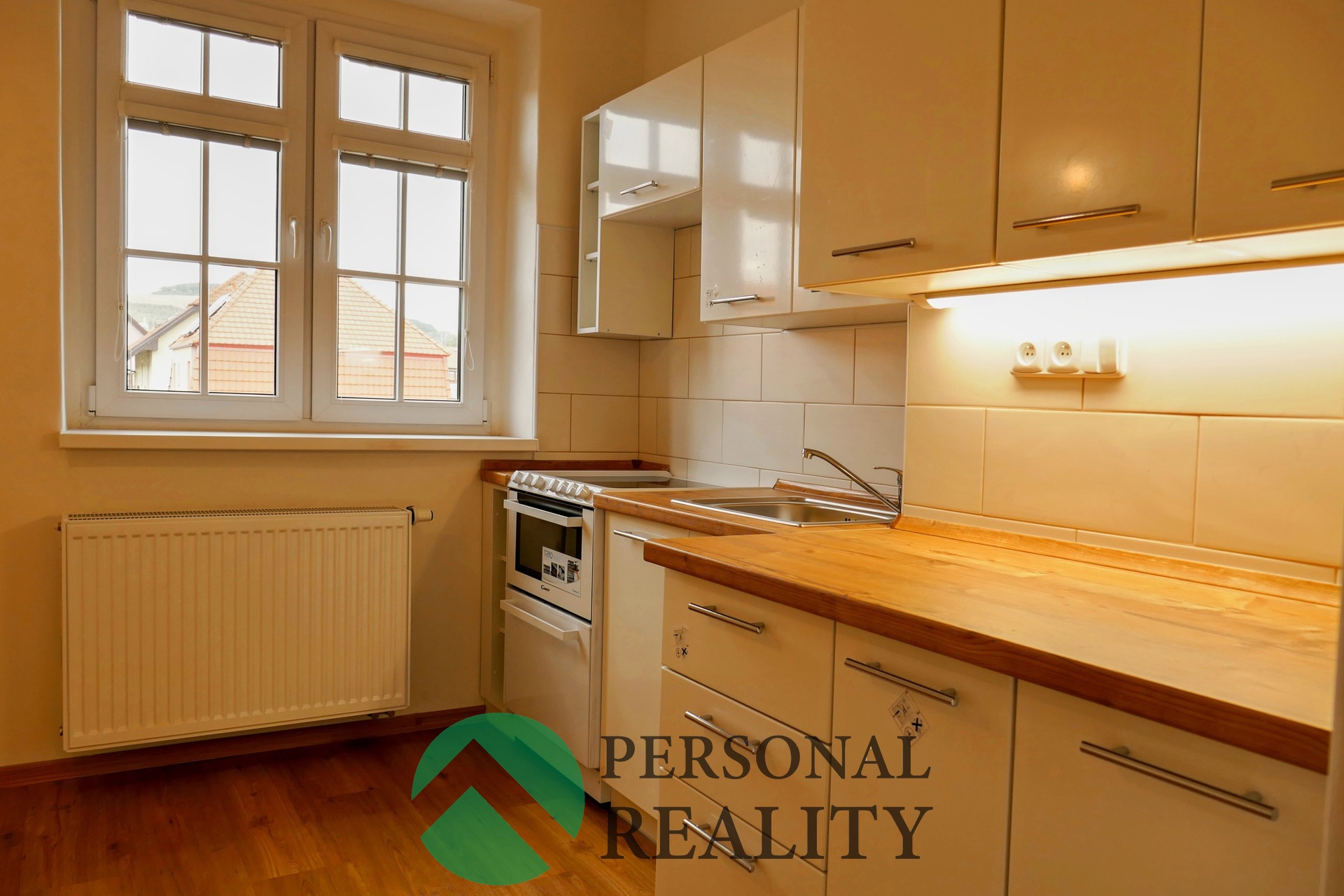  Kvalitní kuchyňská linka na míru