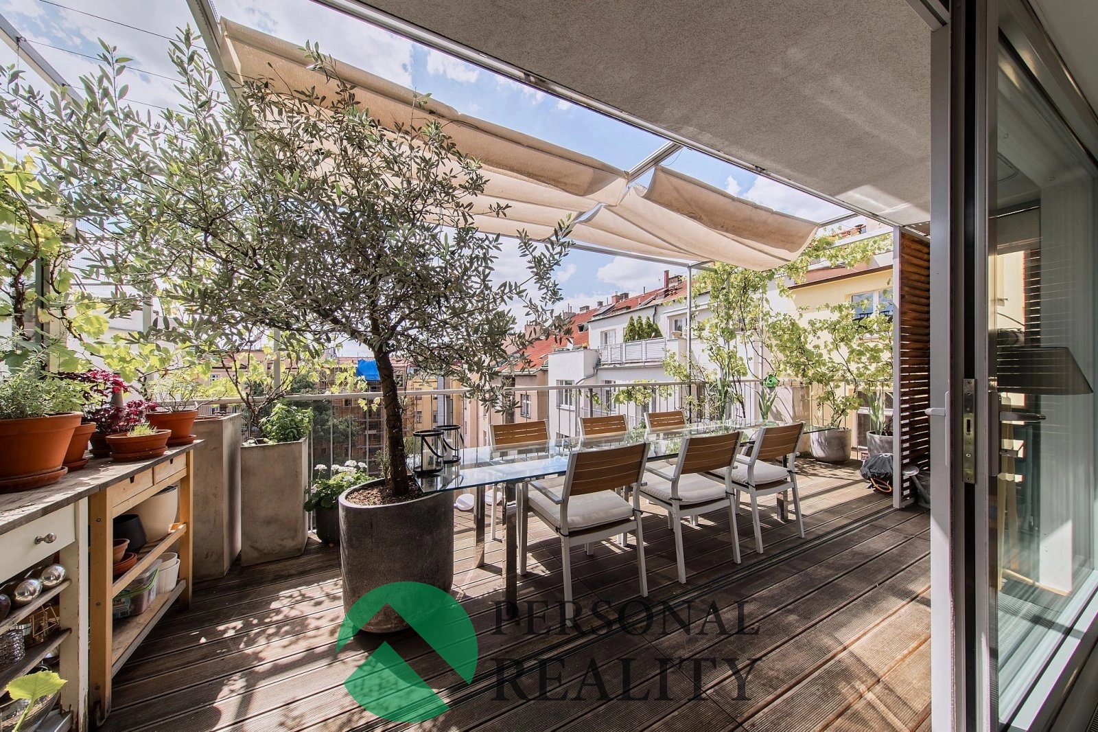 img_163835_x_q100__kr0