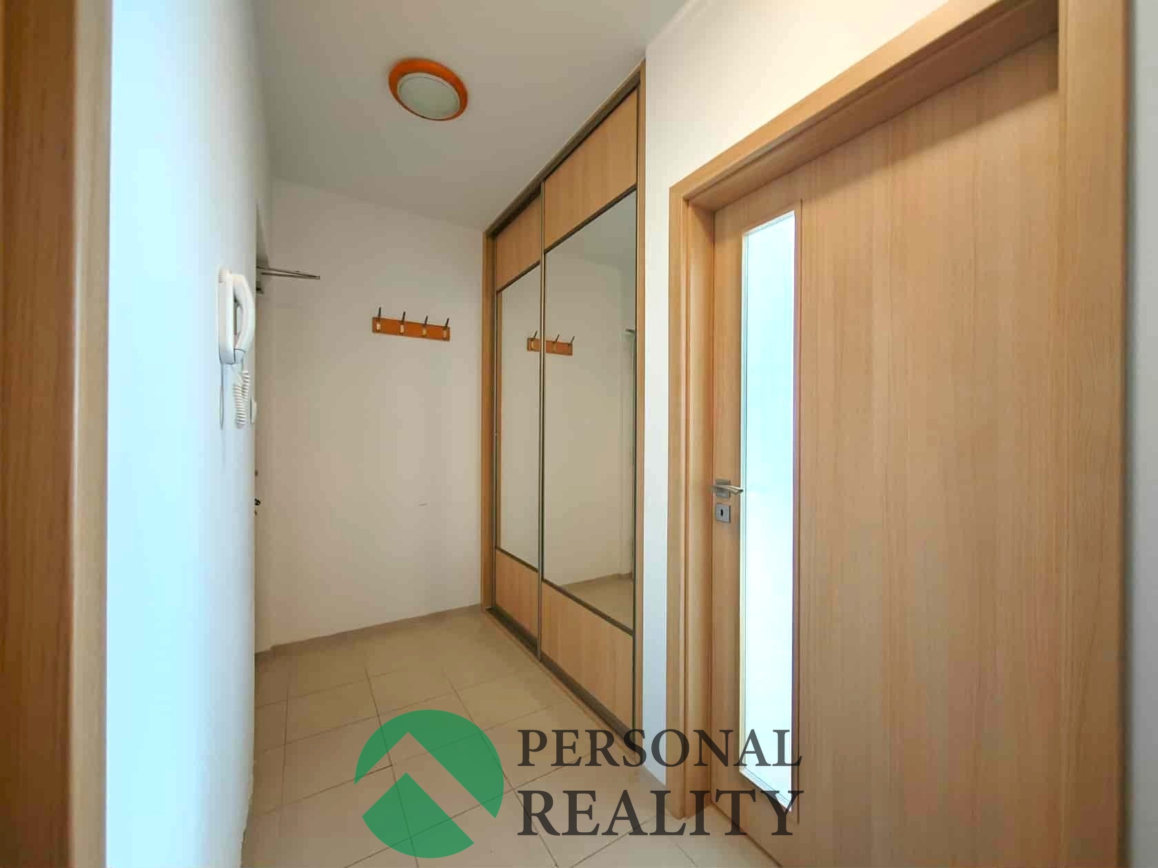 a2b70227-3a26-4fa3-ac7d-5683899e81d6