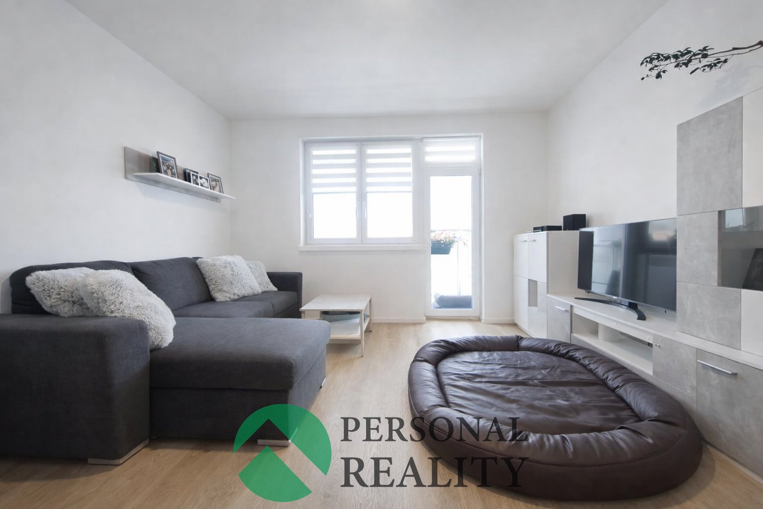 8f13d4fb-d6fc-4616-b262-a2d594883adb (1)