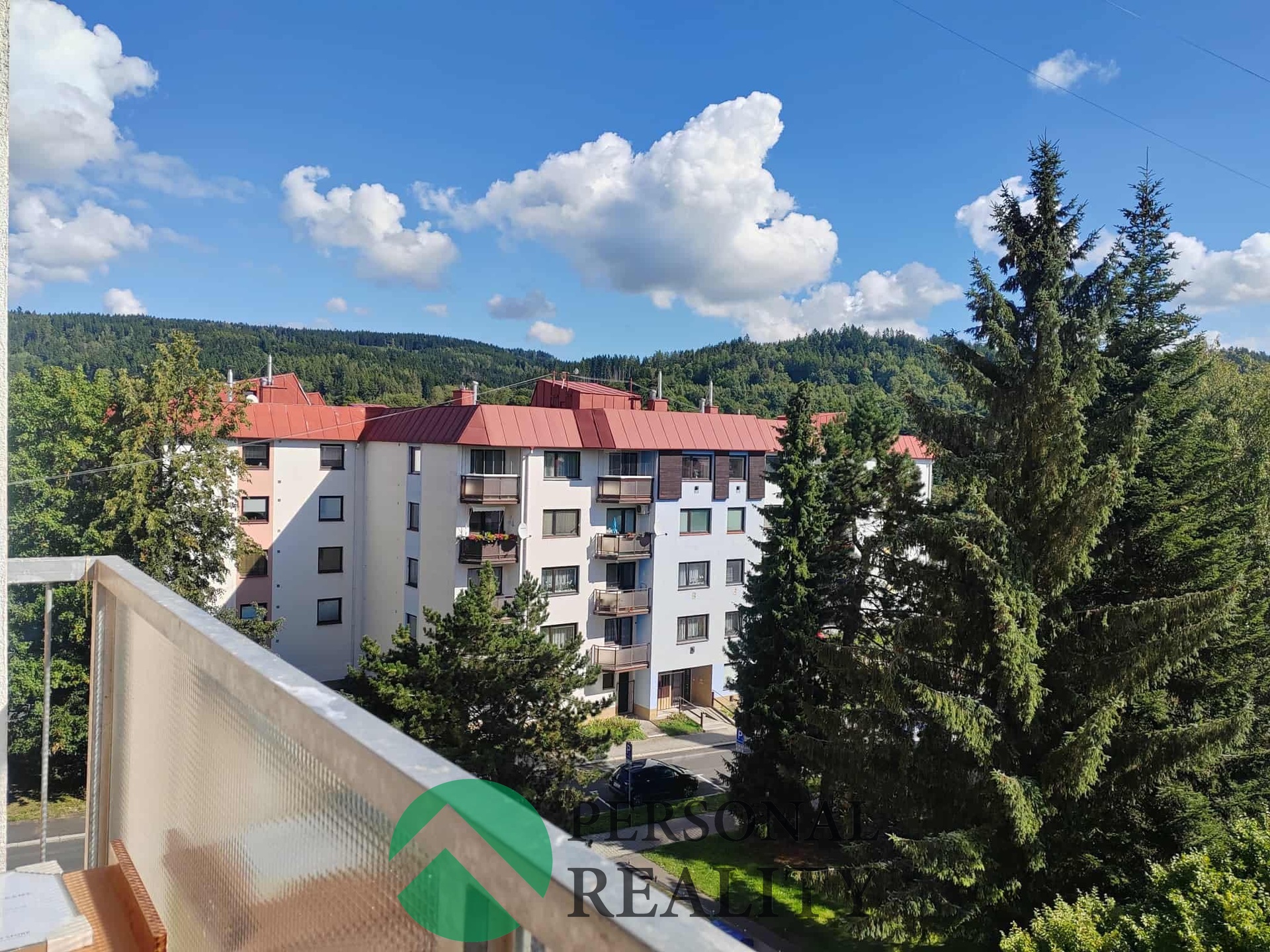 4d2b0a03-128e-40c5-9c6d-0975e104f7d6