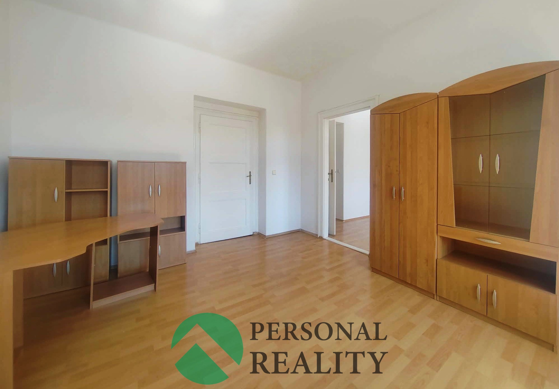 e381e98e-04dc-40e8-b617-555868e89092