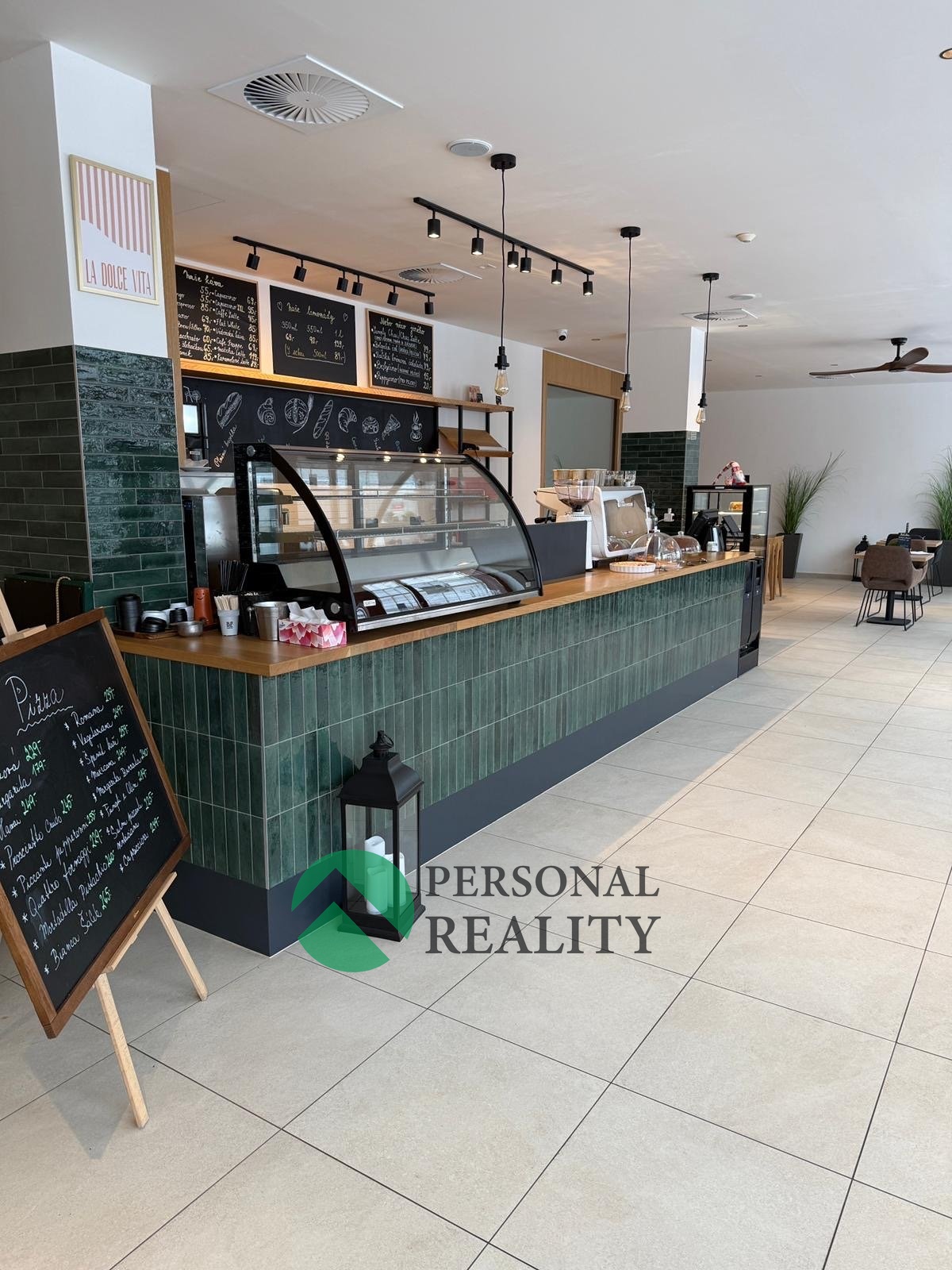 30062CFB-758B-4C2C-95D1-E949E7D284BC