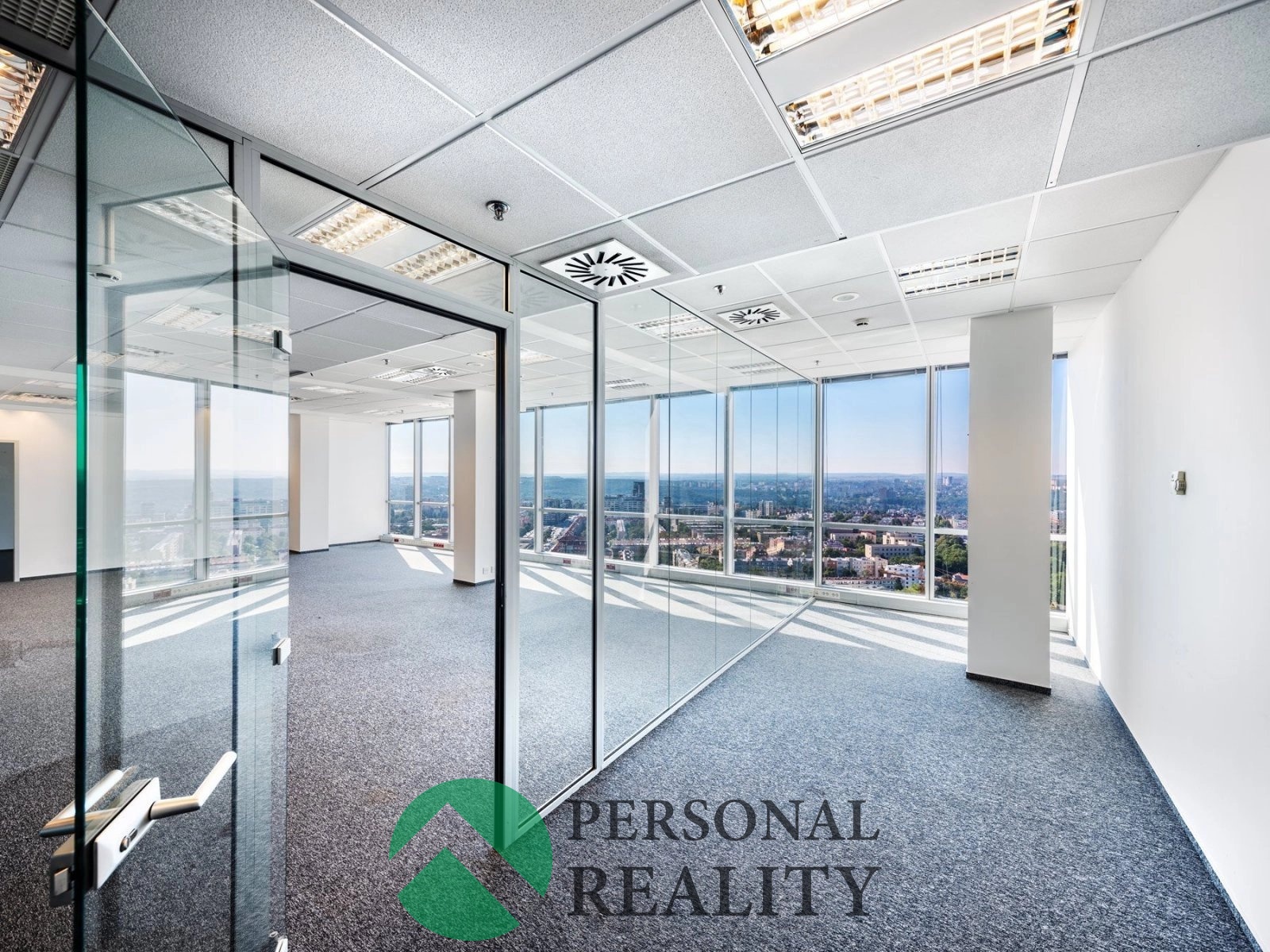 img_151346_x_q100__kr0