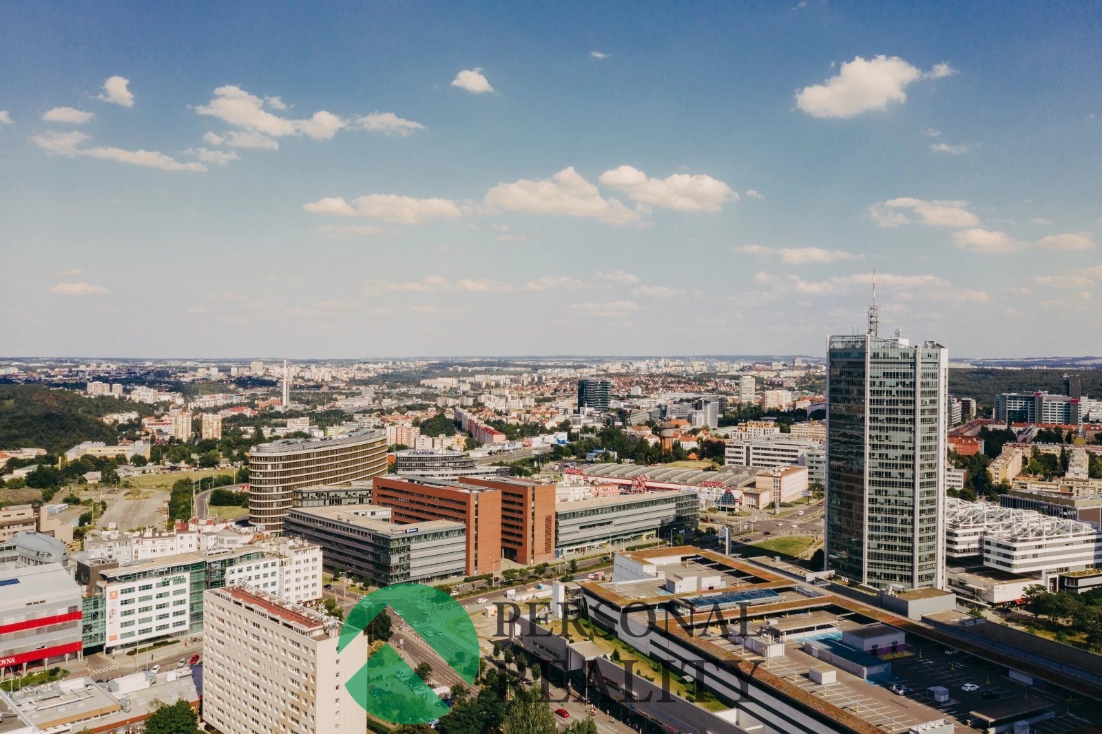 img_152268_x_q100__kr0