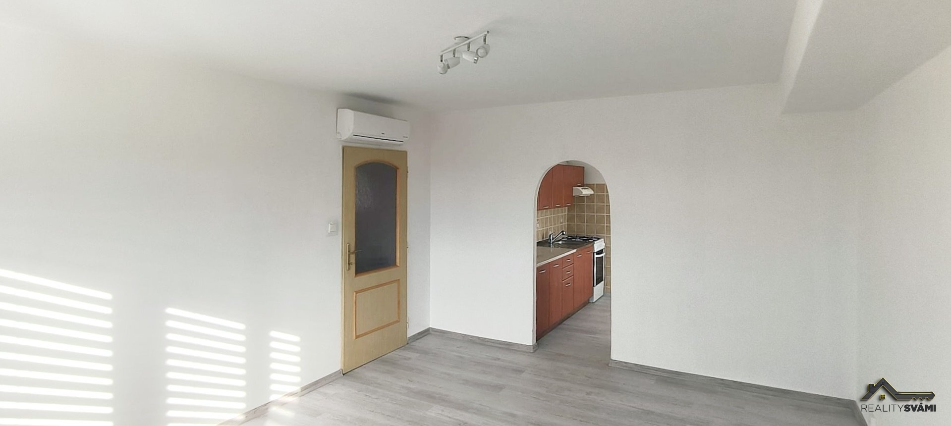 PHOTO-2025-10-31-15-48-06