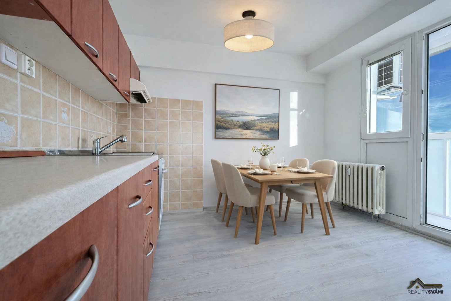 E368AE5B-4E1A-49DA-AE04-716B310DF758