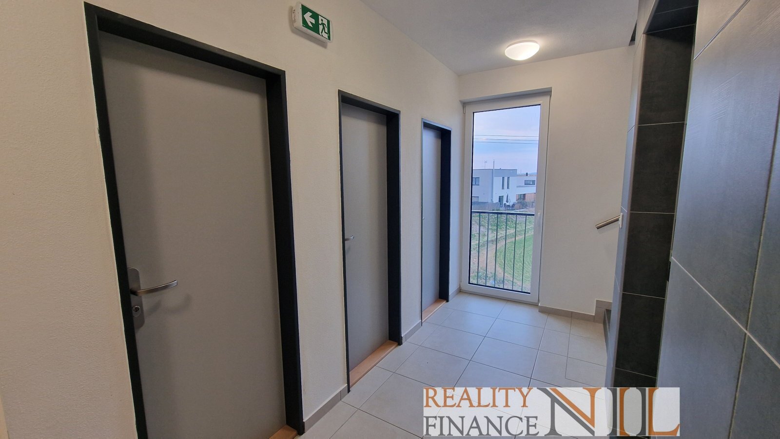 společné prostory a pohled na sklepy