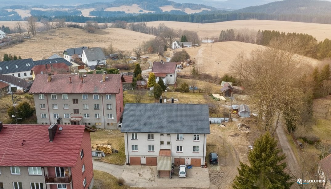 Gemini_Generated_Image_563ni3563ni3563n_cropped