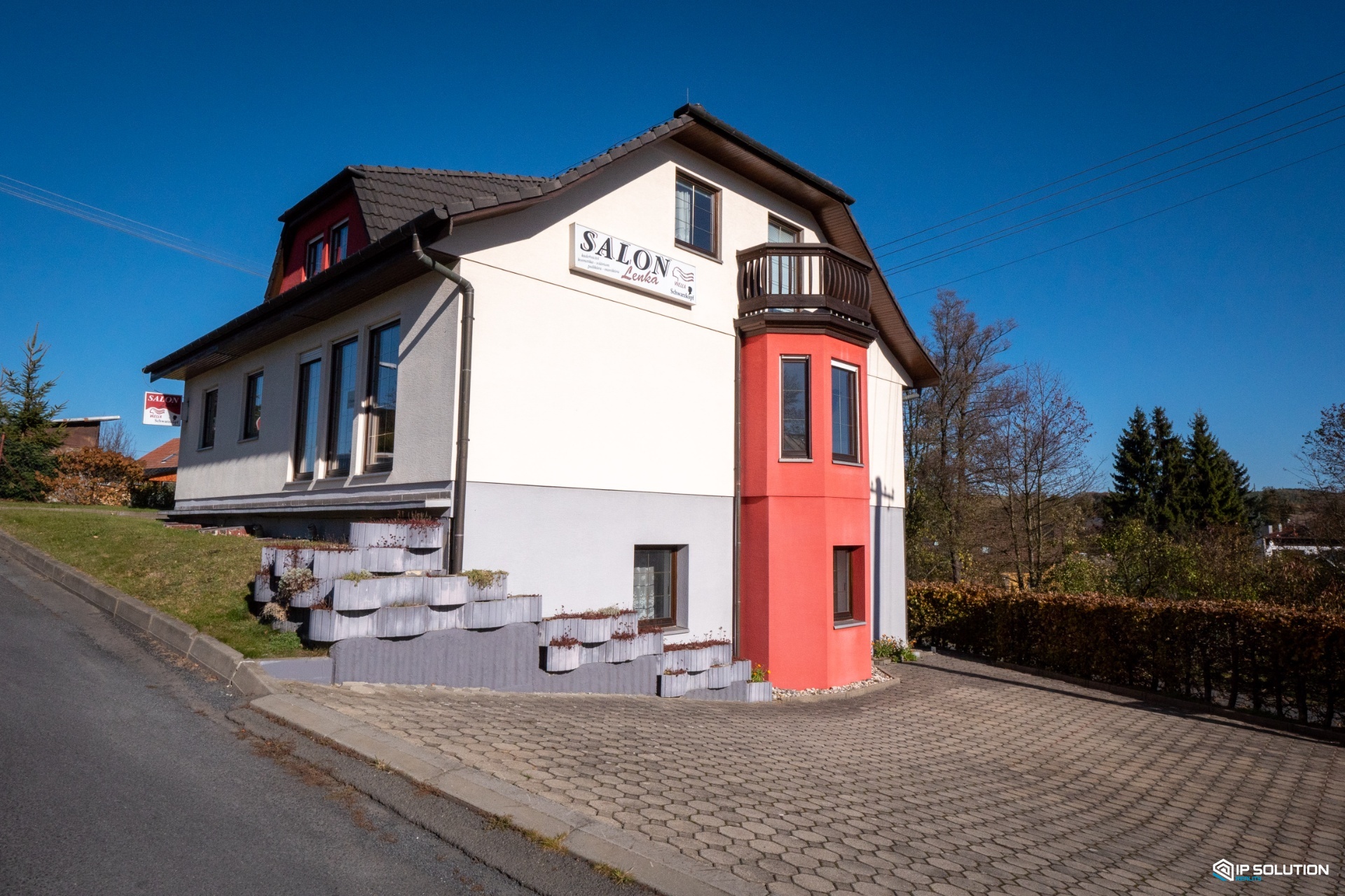 P1900758