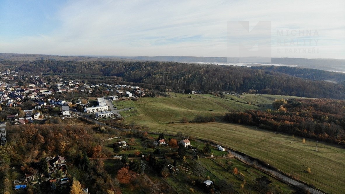 14D31424-928A-45A0-9886-C40F36AB84CD_1_105_c