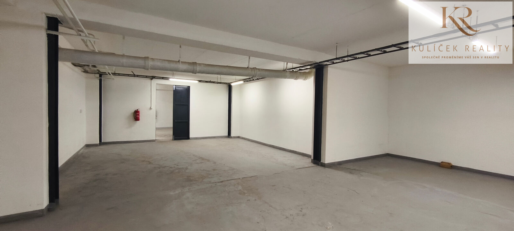 KULÍČEK Reality - Pronájem skladu - Vstup do sklad