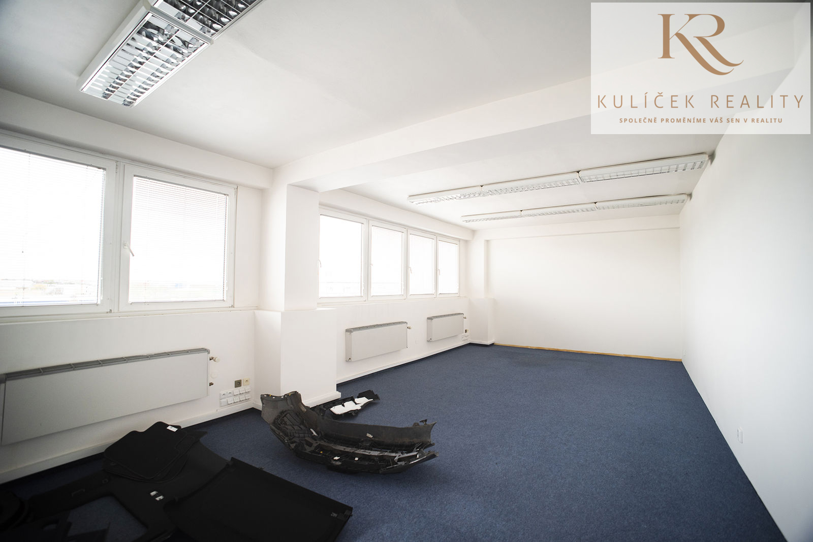 KULÍČEK Reality - Pronájem kanceláře - Kancelář