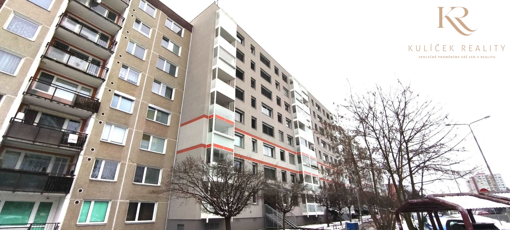 KULÍČEK Reality - Prodej bytu - Pohled na dům